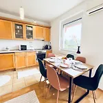 Anna's Residency - Prestige * Balatonkenese