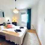 Anna's Residency - Prestige Apartmán *