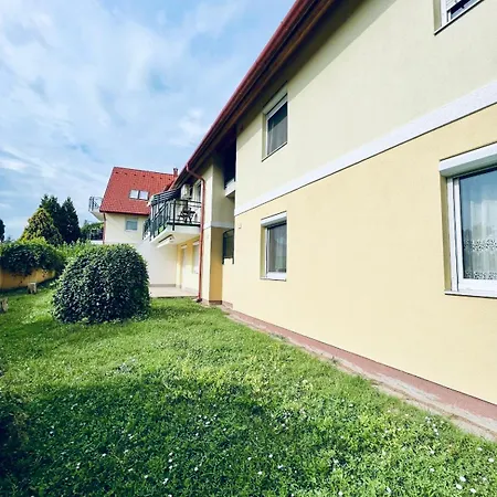 Anna's Residency - Prestige Балатонкенезе