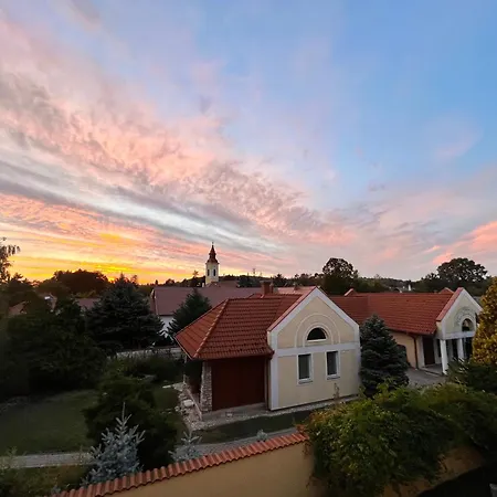 Anna's Residency - Prestige